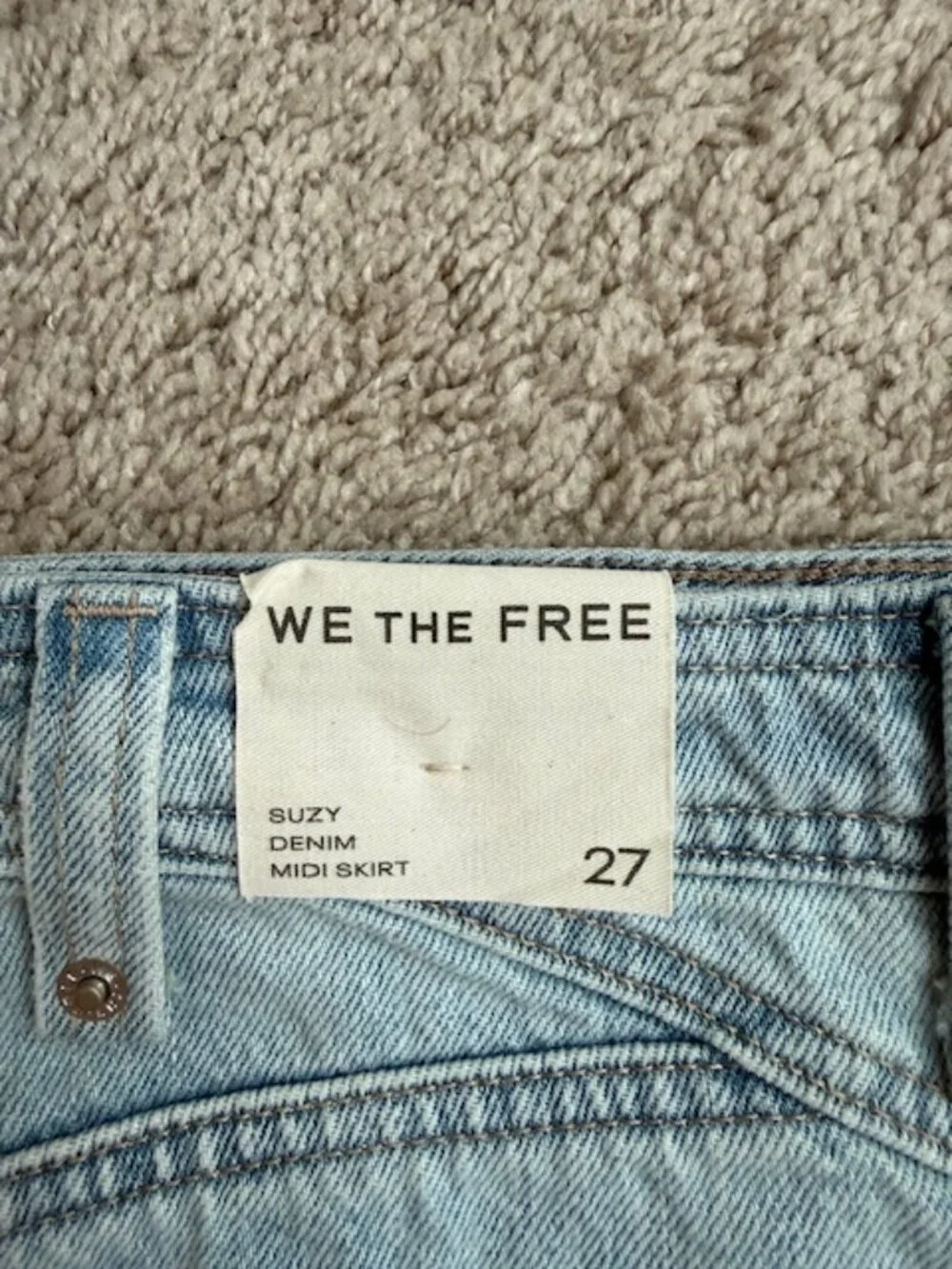 Free People We The Free Suzy Denim Midi Skirt NWT Size 27 Light Wash